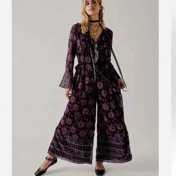 Free People x Anna Sui Cassiel Printed Jumpsuit Black Combo XS - Picture 2 of 7